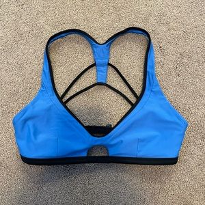 lululemon surf to sand bikini top